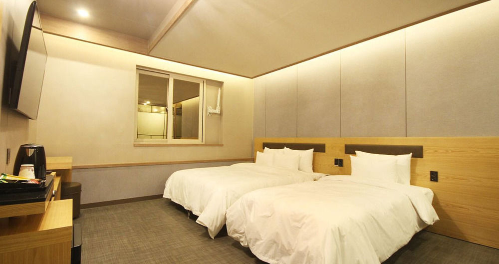 Jinju Kai Hotel Esterno foto