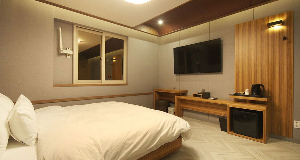 Jinju Kai Hotel Esterno foto